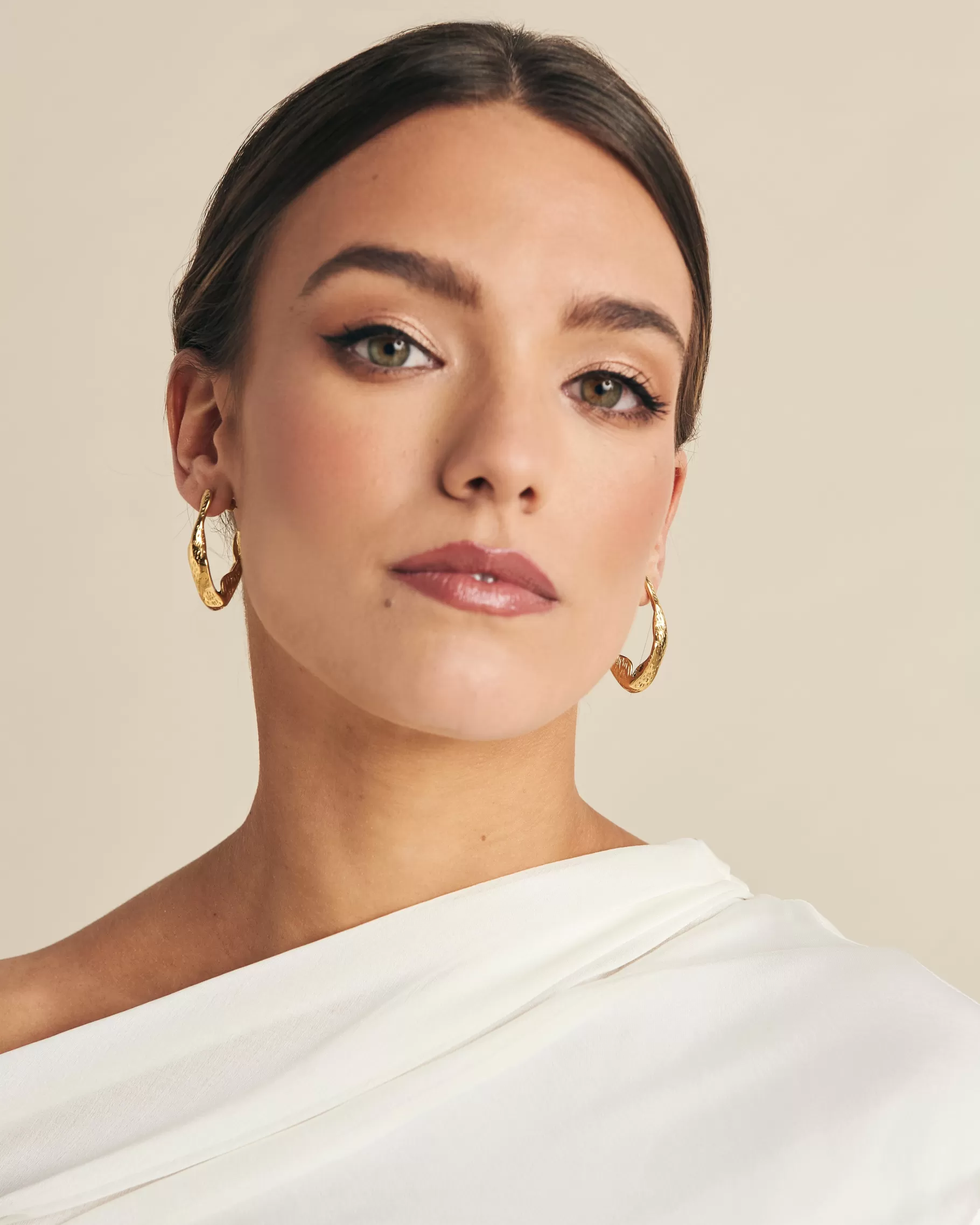 Lady Pipa Jewelry | Irregular Half-Hoop Earrings